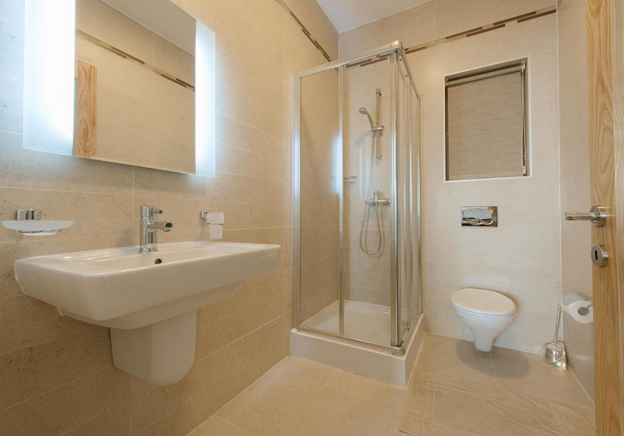 Seafront Luxury Apartment With Pool Sliema Exteriör bild