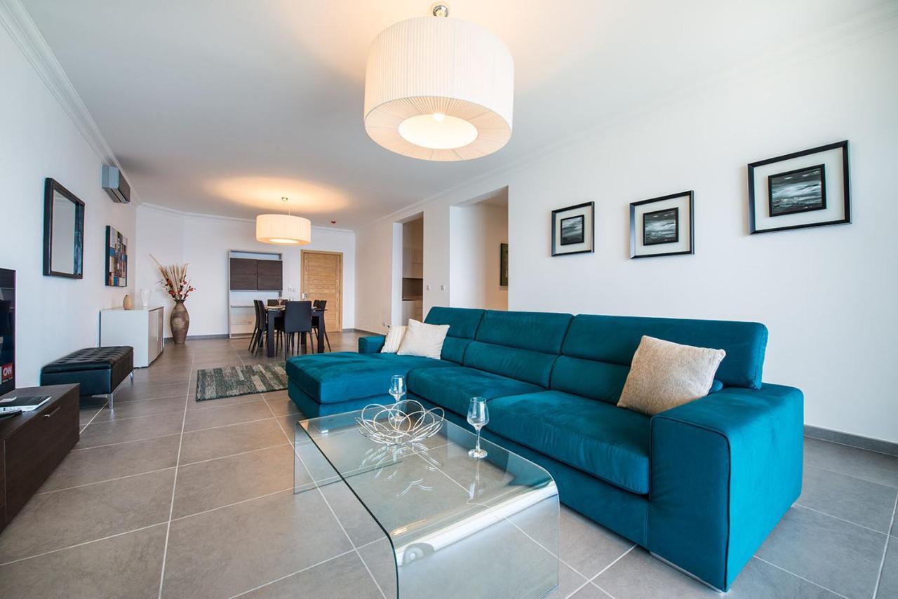 Seafront Luxury Apartment With Pool Sliema Exteriör bild