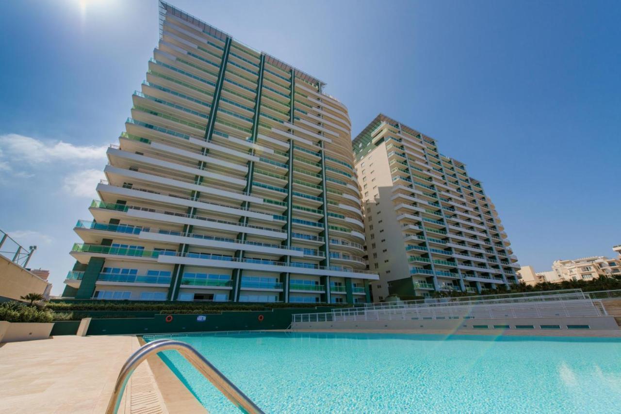 Seafront Luxury Apartment With Pool Sliema Exteriör bild
